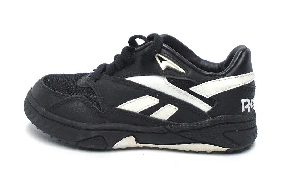 Reebok Turf Rat Black and White Youth Football Turf Cleats Size Used