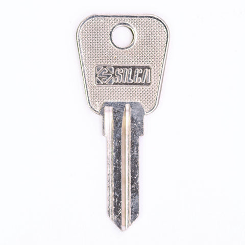 Land Rover Defender Blank Key PN CZK3882